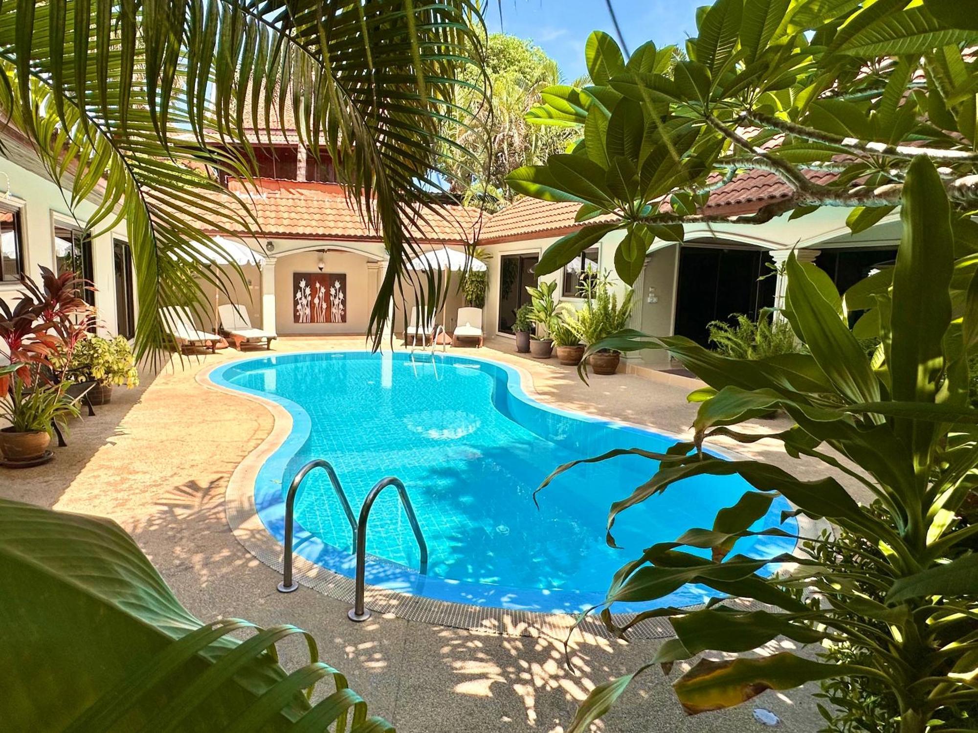 Coconut Paradise Holiday Villas Phuket Екстериор снимка