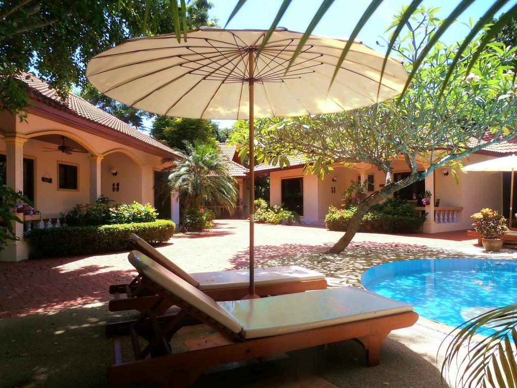 Coconut Paradise Holiday Villas Phuket Стая снимка
