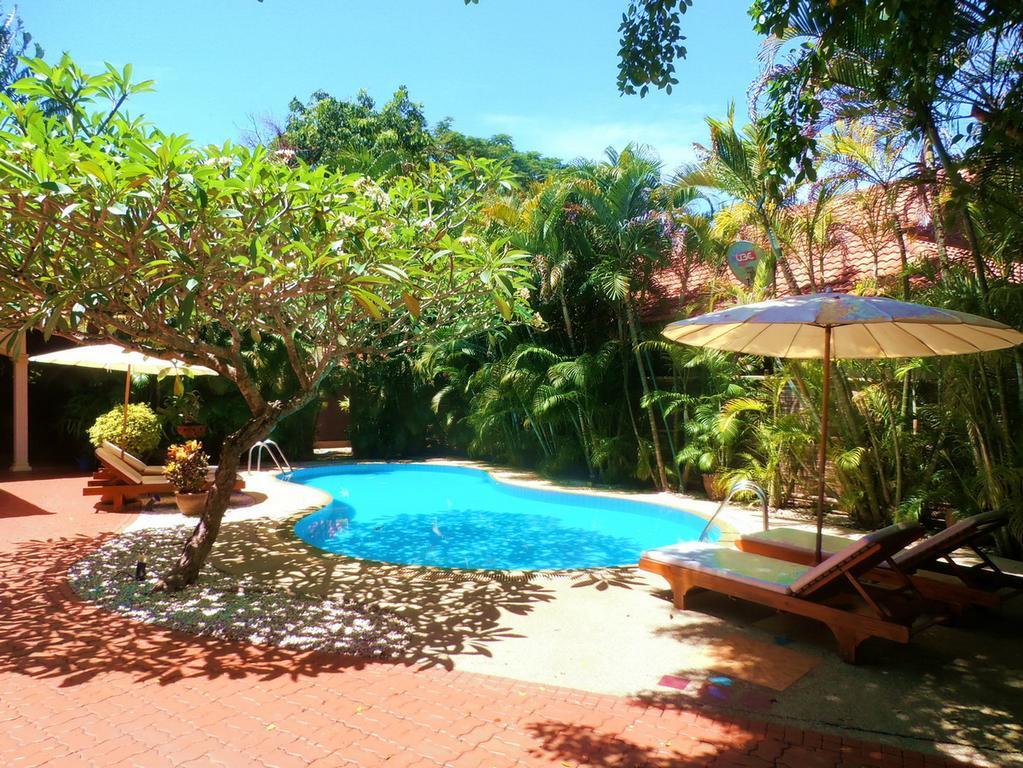 Coconut Paradise Holiday Villas Phuket Стая снимка